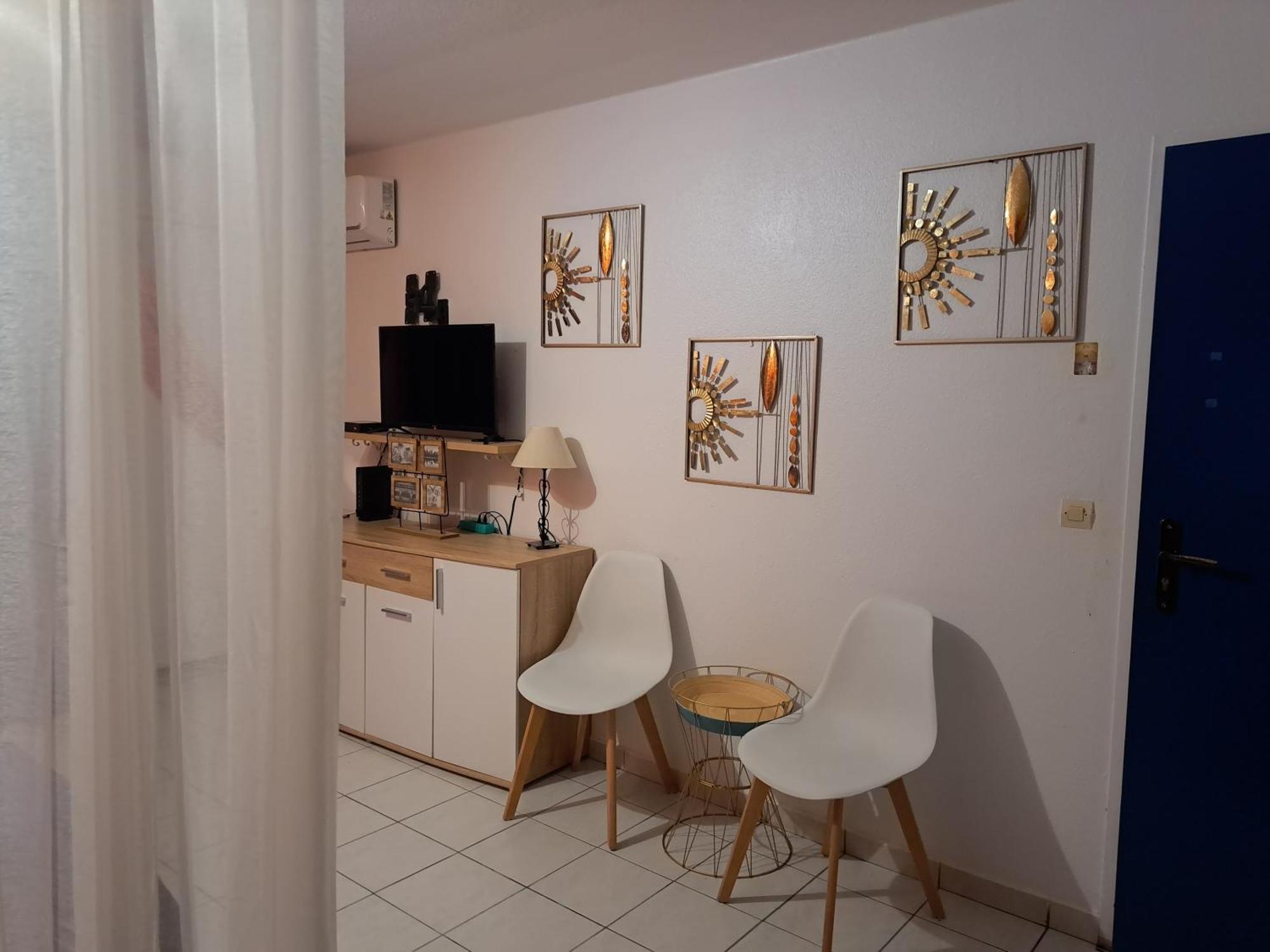 Appartement D'Zil เลอโกซิเยร์ ภายนอก รูปภาพ